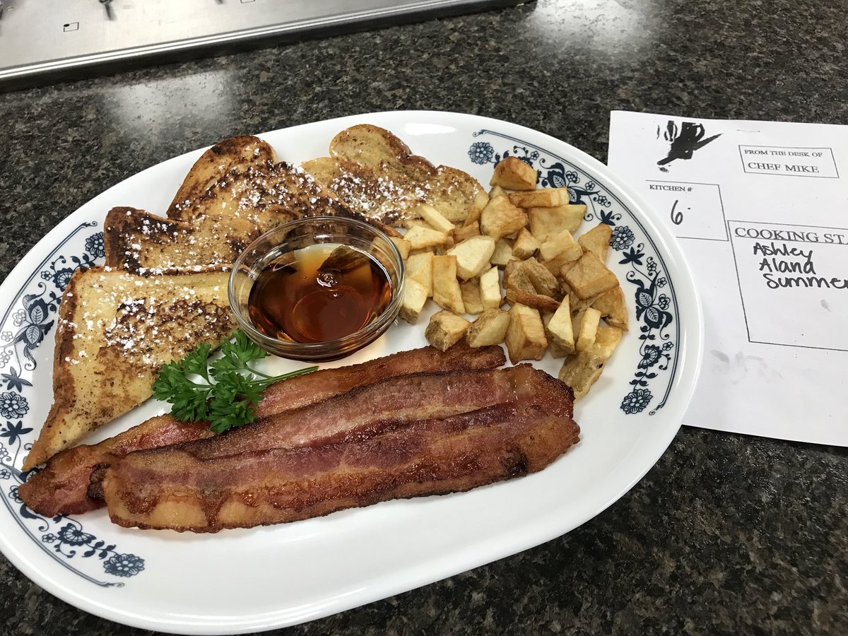 chefmike12345's tweet photo. Hospitality @GLRobertsCVI Smackdown Results #breakfastcookery https://t.co/fufRQCSPCS