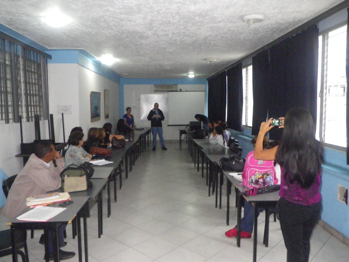 PLAFORDOUPTAMCA's tweet photo. Socialización del Trabajo Metodológico Interdisciplinar (TMI) sobre el diagn��stico de los siete desafíos de la gestión curricular del Programa Nacional de Formación en Enfermería Integral Comunitaria (PNFEIC) https://t.co/55JveGKnoe https://t.co/5ps1Z4j941