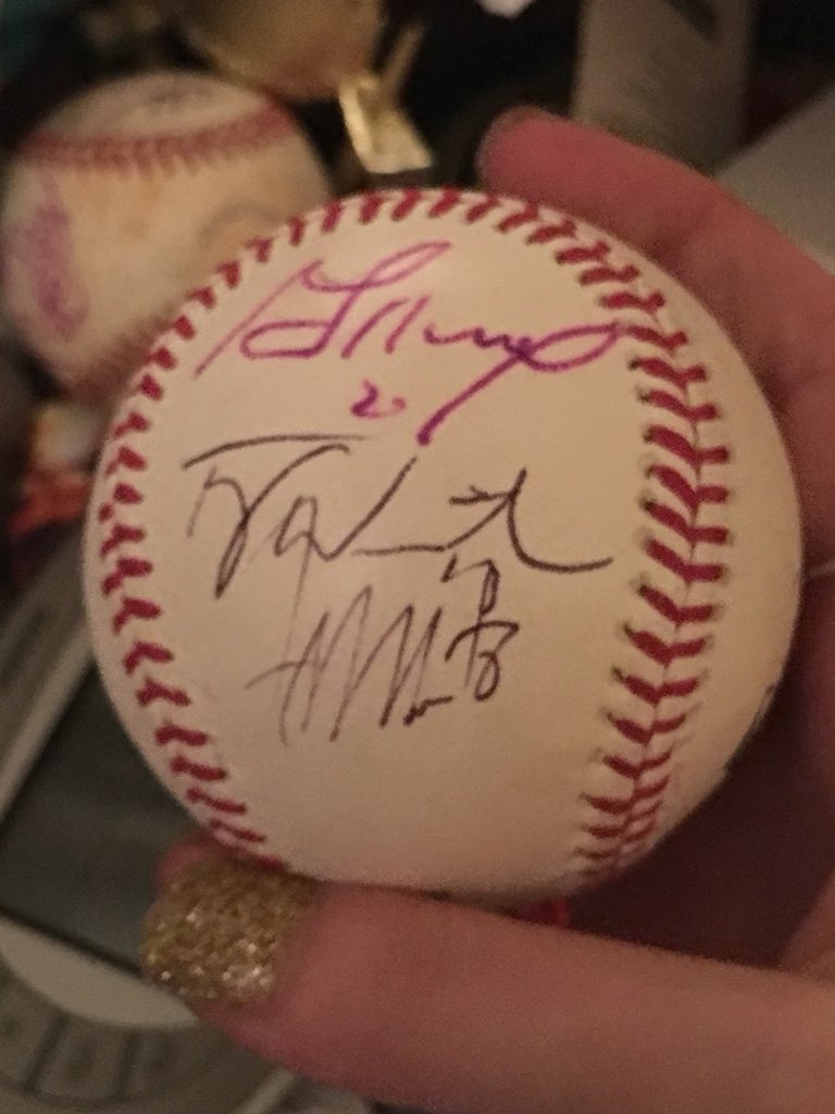 EricaSyptak's tweet photo. I am an ultimate @astros fan because I have the @TeamCJCorrea autograph picture of him and I, an autograph ball by Craig Biggio (my idol), and an autograph baseball by some @astros players. #ULTIMATESWFANNTX @blummer27 @ATTSportsNetSW @JuliaMorales @RealToddKalas @RyGo_17 https://t.co/VJuWM081ai