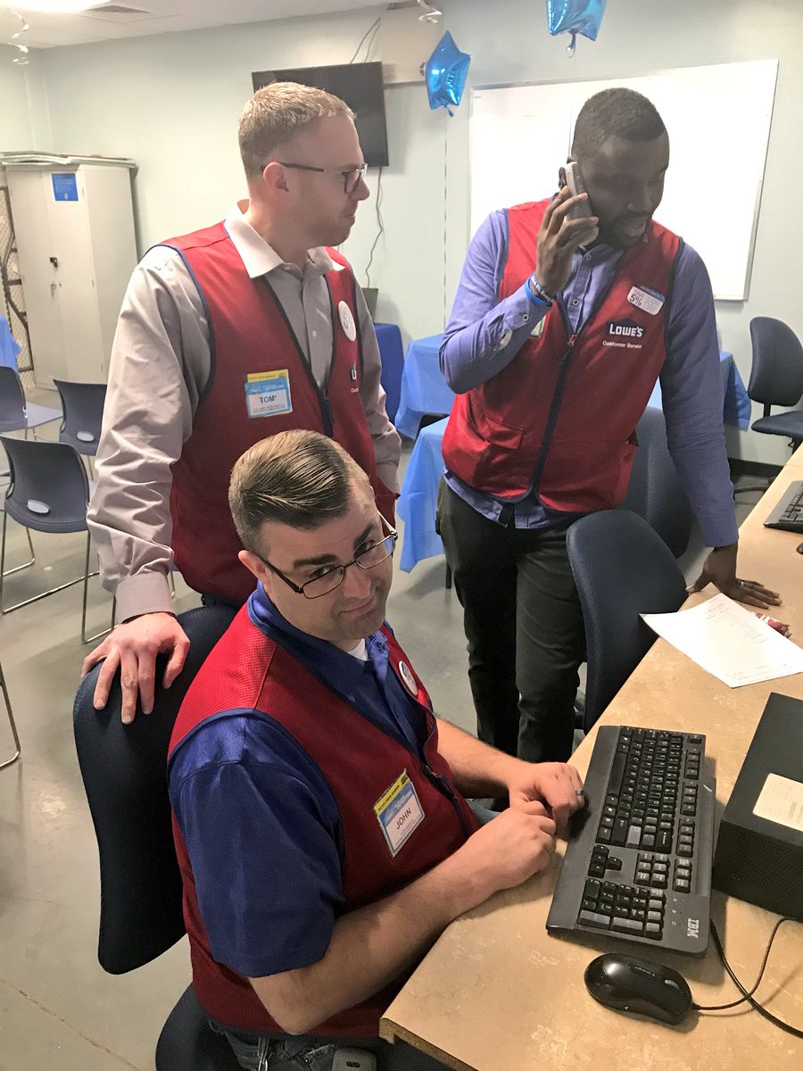 JaneenV_HRBP's tweet photo. Always time to fit in a #TomTraining! #DevelopMEntDay #InvestingInOurEmployees #invest #thatfacetho #R7HRSquad @JStoreys @church1230md @HahnDianne https://t.co/lKmrfekvv2