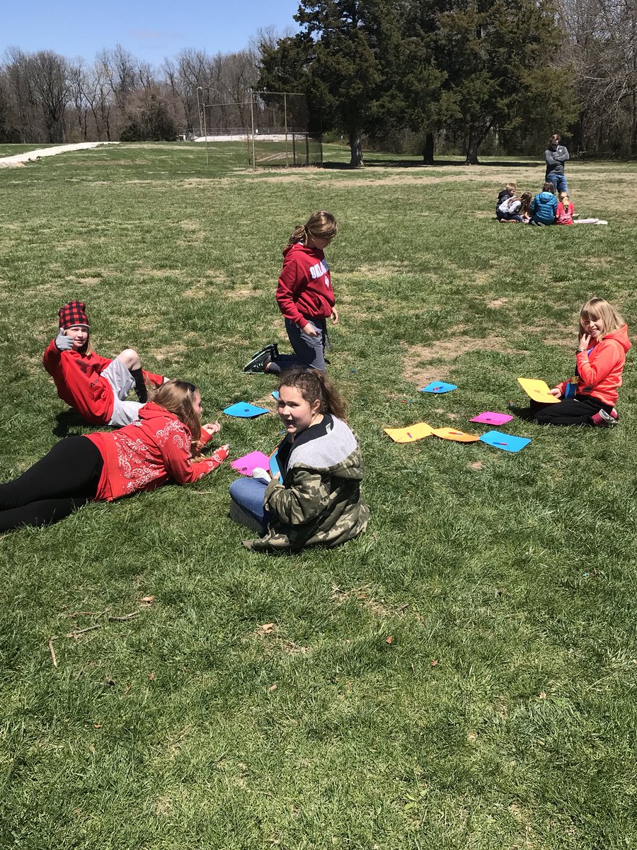 mrsrandall104's tweet photo. Kids had so much fun at Map Olympics @PViewSPS. #engagingrelevantpersonal @officialSPS @MissBrock25 @MissEagon #PVK8 https://t.co/FREahmbUB0