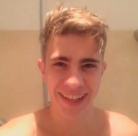 SnapsDoLeoPicon's tweet photo. @Piconn Eu amo essa sequencia HAHAHAHA https://t.co/eWYwkAYHuq