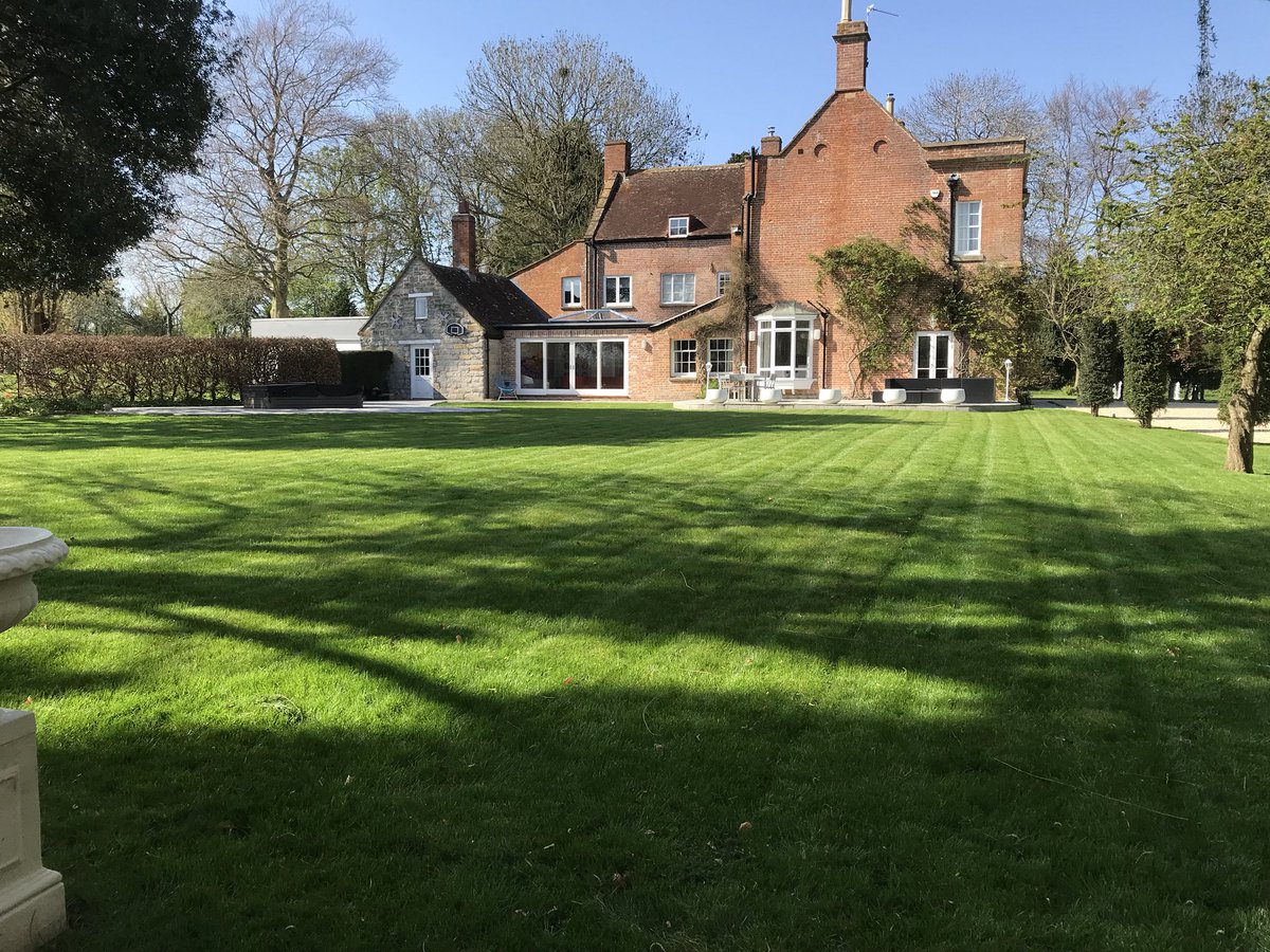 weedsgm's tweet photo. Grasscutting on hottest day of the year so far https://t.co/vXidJzkIml