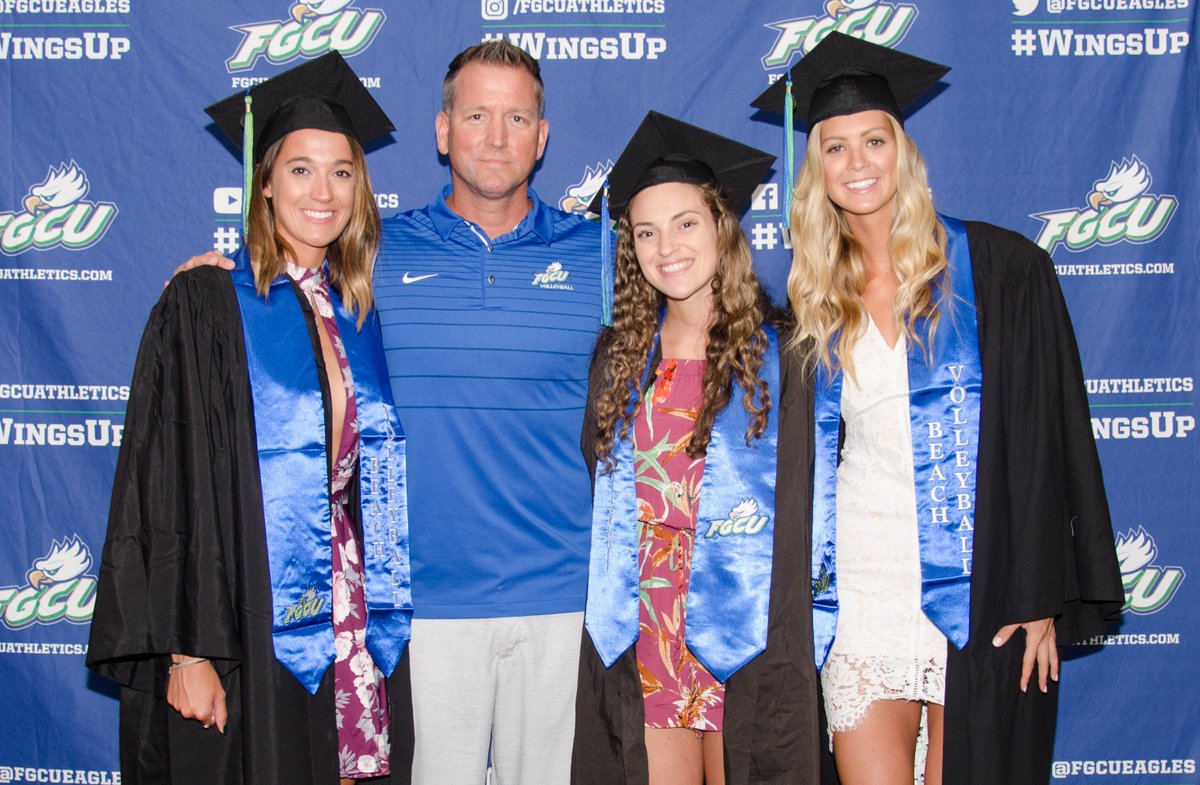 FGCUEagles's tweet photo. 📸 day for many of our graduating senior student-athletes!

Check out the complete gallery on our Facebook page ➡️ https://t.co/KJ63wcNaHd.

#WingsUp🤙 || #FGCUonTOP https://t.co/8EoR5HofY8