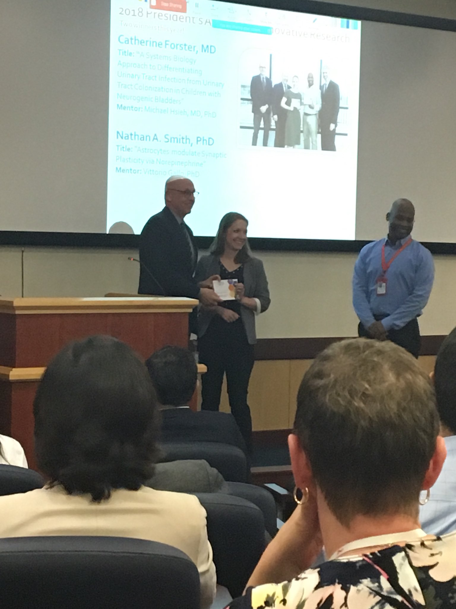 Rebecca Zee (zee_rebecca) / Twitter