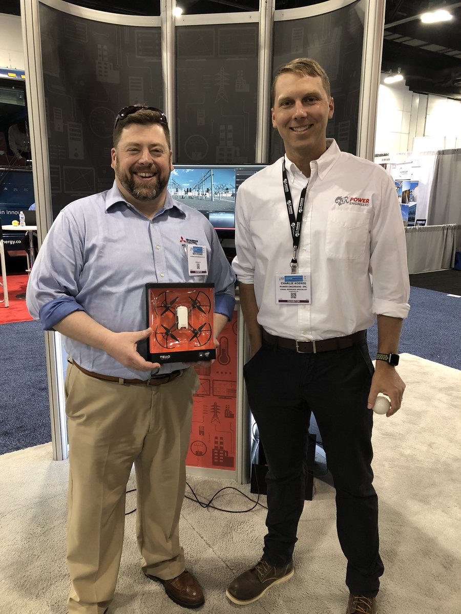 PWREngineers's tweet photo. Congratulations to Ben Steiner from Mitsubishi Electric, who spotted 10 substation violations using our VR simulator! #TandD2018 #PWRIEEE2018 https://t.co/4YQfoqazP6