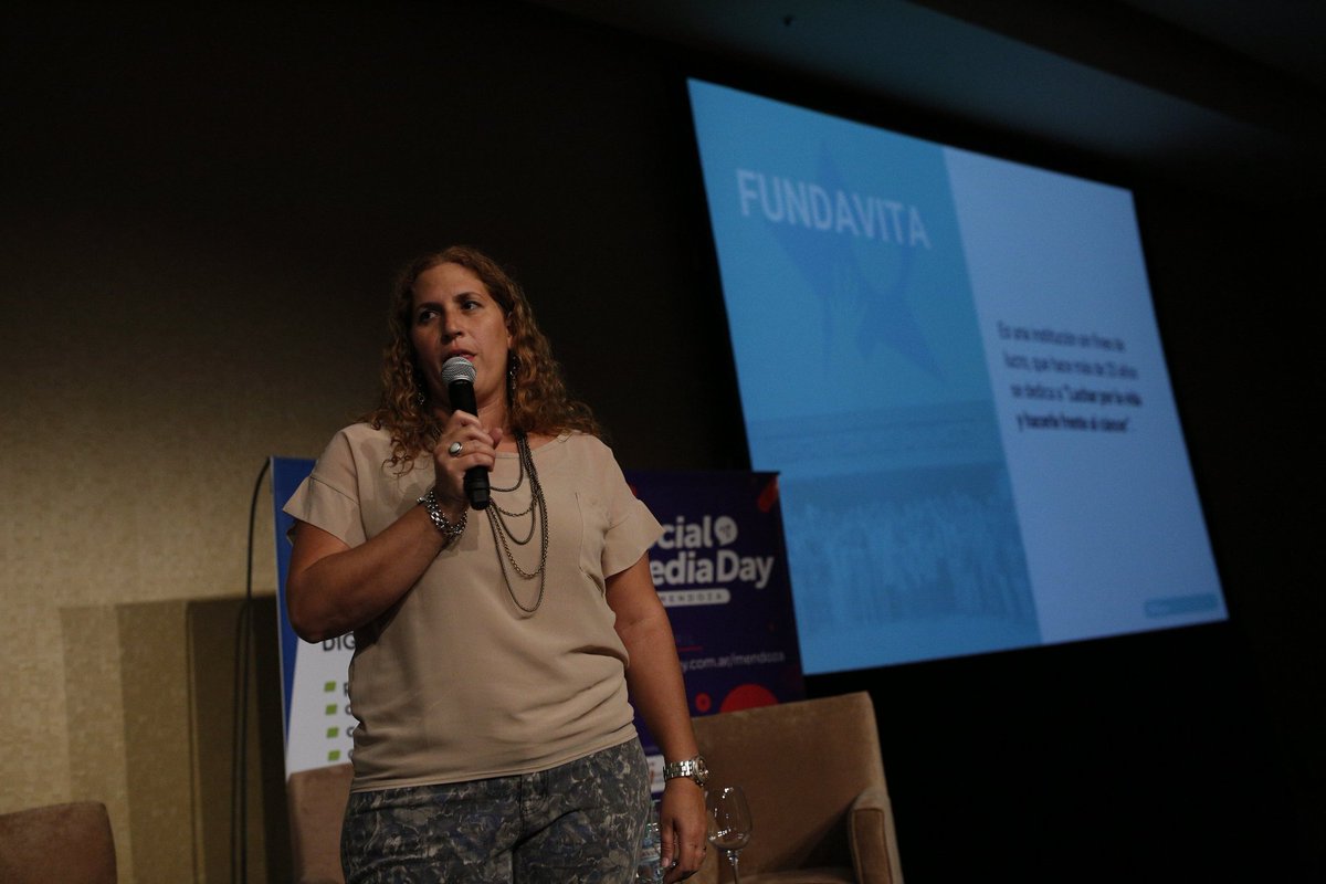 fundavita's tweet image. Gracias por emocionarse con nosotros con esta gran campaña que estamos llevando a cabo para conseguir el tan ansiado Resonador Magnético para el Hospital Notti. #SMDayMza @ViewpointsArg