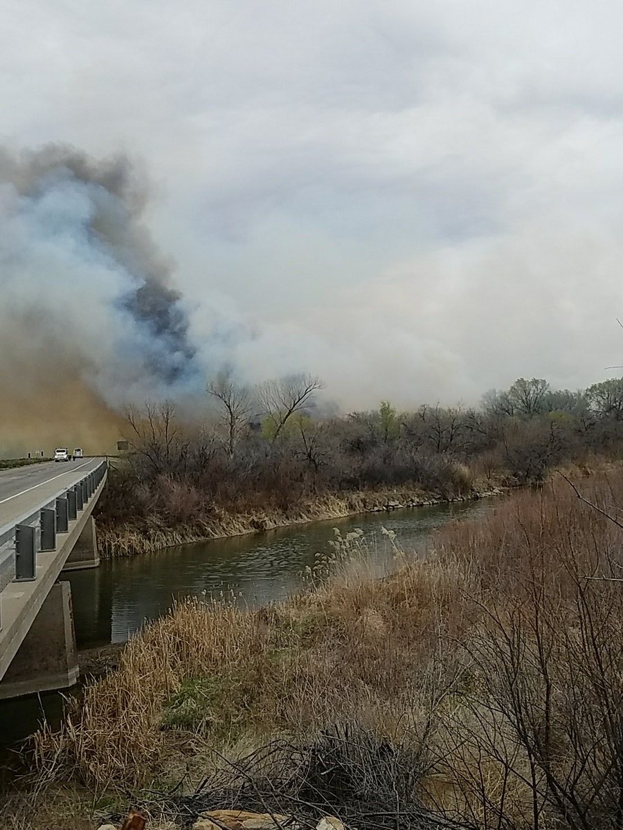 garyharmonGJ's tweet photo. Heavier winds dive Skipper Island blaze sw. Between mm 17 and 18. #gjsentinel # mesaco https://t.co/mVY1Ta6slx