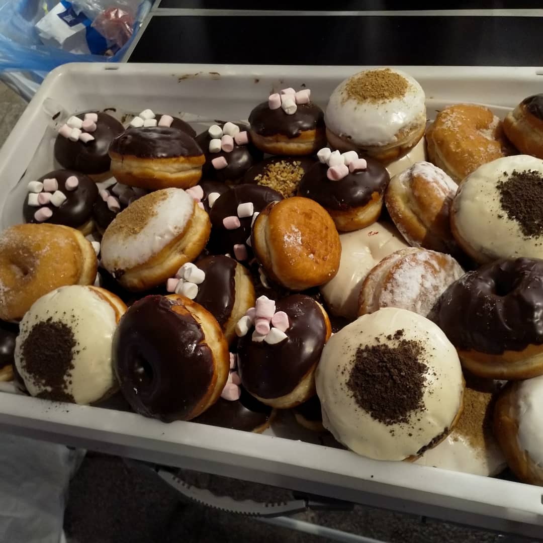 awelcomeplace's tweet photo. @TheRollingDonut Thanks so much for your very generous donation! We love you guys! #donate #nofoodwaste https://t.co/uyB3zho658