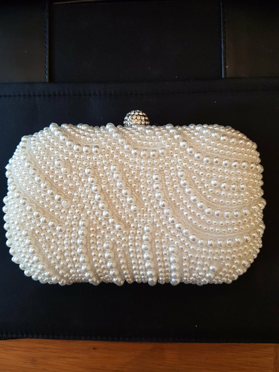 SMBridal's tweet photo. Take a look at our beautiful bridal range. https://t.co/RNGhuDtn8z https://t.co/lkcEIr2rZL