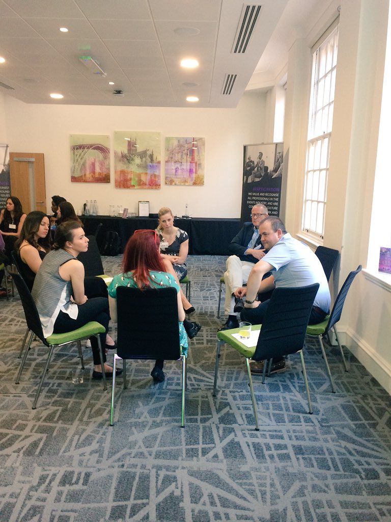 ewlclubuk's tweet photo. 3 campfires ๐ฅ at the same time, if it wasnโt so hot outside youโd think it was just the discussion heating the room #Eventprofs #ewlhour https://t.co/ZJyKrVRffL