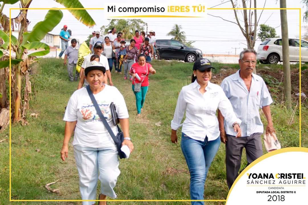 YoanaSanchezA's tweet photo. 🕛El día de hoy, iniciamos nuestro recorrido casa por casa en la R/a. Lagartera, Agradecida con TÚ confianza, seguimos avanzando,🚶‍♀🚩 por que #MiCompromisoEresTú❤ #Yoana10😉 https://t.co/vaE5ym4AZb