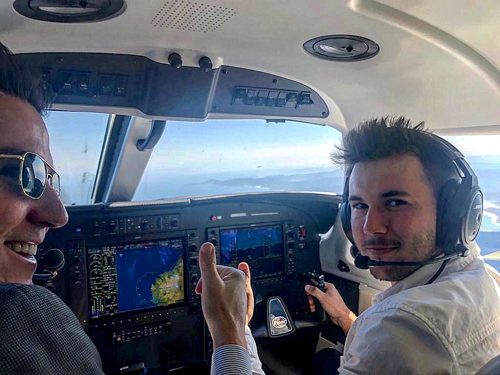 VASAviation's tweet photo. Piper M350... A flying single engine beast!!!! (My face can't express my happiness enough) 🛩️🛩️🛩️ https://t.co/4QZFgmdFHA