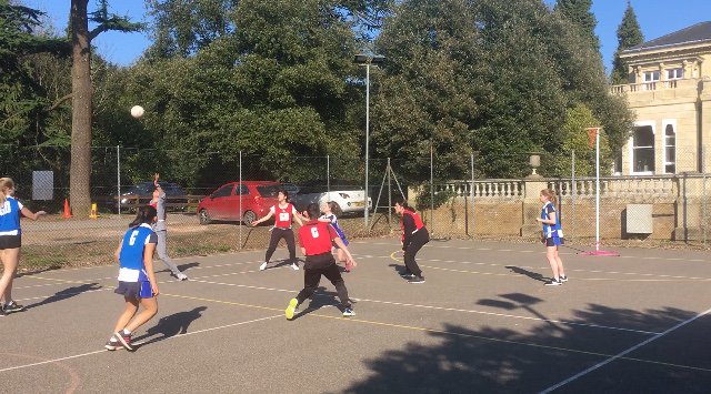 DunottarSport's tweet photo. It was brilliant to see our Spanish guests play netball today for the first time with our Dunottar pupils. Some definite potential seen! Thank you @DunottarLang for helping! #netball #netballforeveryone #athletes #bulletpasses #speedplay https://t.co/aO7rMCaVCs