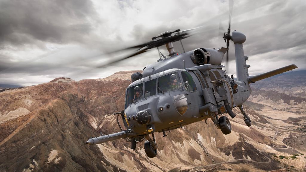 Sikorsky's tweet photo. We're proud of our Combat Rescue Helicopter team! They were recognized with the @DeptofDefense 2018 Secretary of Defense Award for Environmental Excellence in Weapon System Acquisition: https://t.co/xd8LddjXIi #CRH https://t.co/hh3ZBXWkfo