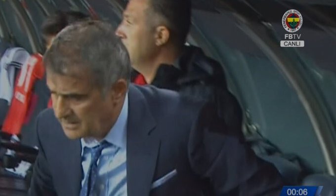 SON DAKİKA | FBTV, Şenol Güneş'in görüntülerini yayınlıyor. 

Milyonlar tek bir konuyu merak ediyor; Kanama ya da yarık nerede?

Beşiktaş sağlık ekibi kanamalı yaraya buzlu tedavi mi yapıyor?