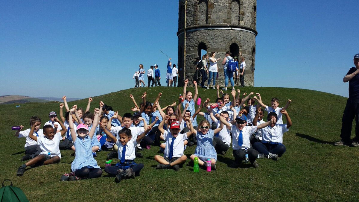StGeorgesDerby's tweet photo. Class 7 were extremely glad when they reached the top!! ๐๐ผ๐๐ผ #solomonstower #Buxton https://t.co/PNMuQvejBK