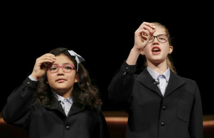 En aplicació de l'article 155, aquest any seran els nens de San Esteban de los Robles els encarregats de donar els premis de <a href="/LaGrossaRoures/">La Grossa de Sant Esteve de les Roures</a>