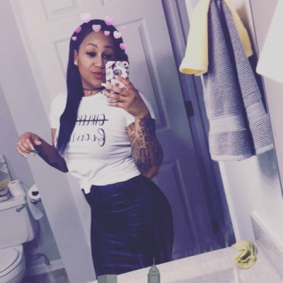 JazziJuiceBox's tweet photo. #NewProfilePic https://t.co/wqUHo4IpOB