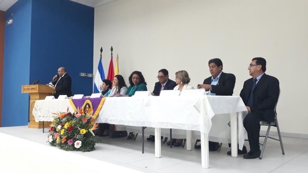 REINSAL's tweet photo. Hemos dado por inagurado el 7° Encuentro Mesoamericano y 13° Encuentron Nacional de Educación Inicial y Preescolar, El Salvador 2018 https://t.co/PSwRY2gJgQ