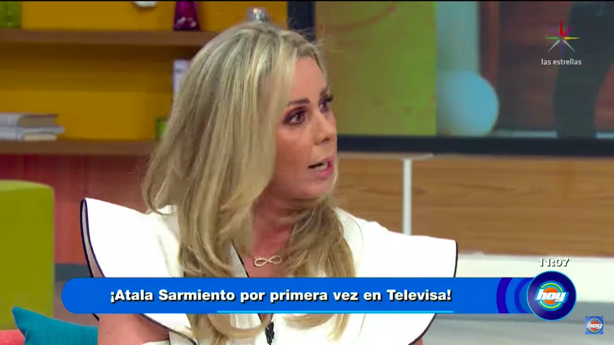 escandalamx's tweet photo. ¡Zas culebra! A la llegada de Atala Sarmiento desaparecieron Galilea y Andrea ¿Poooo? #KheMieda #Kestapazanda #SeEnojóLaChapoy #NosDebeLaImitadaaa JAJAJA >> https://t.co/JPHrRc8ZgH https://t.co/3GzKyL7y3r