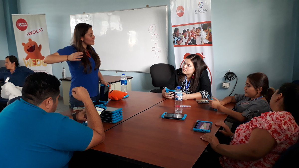 REINSAL's tweet photo. Continuamos las actividades del Congreso con los talleres. "Educación e innovación tecnológica". https://t.co/kBVqkQUOwR