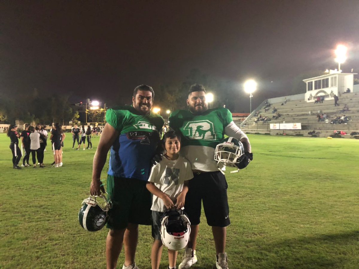 Ustedes son nuestra inspiración, gracias por el recibimiento el día de ayer en <a href="/perrosnegros_Mx/">Perros Negros</a> Rumbo a #TM3
#GoRaptors 🦖🦖