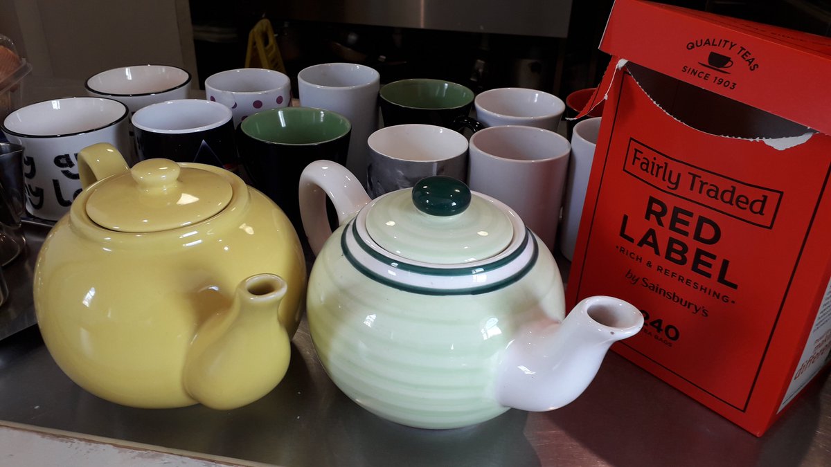 Fill those kettles and warm those teapots... because today's the day! Take the <a href="/Mayorsconsort/">LordMayorsConsort</a>'s #mashchallenge to raise vital funds for some fantastic local charities. Want to find out more? It's as easy as one, two, tea... gofundme.com/mashchallenge #brewsup #Sheffieldissuper