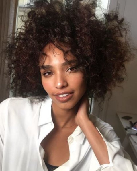Did you know you can use <a href="/Egyptian_magic/">Egyptian_magic2007</a>'s Multipurpose Balm to style your hair? We think 
<a href="/avrilguerrero/">Avril</a>'s curly locks are beyond gorgeous!