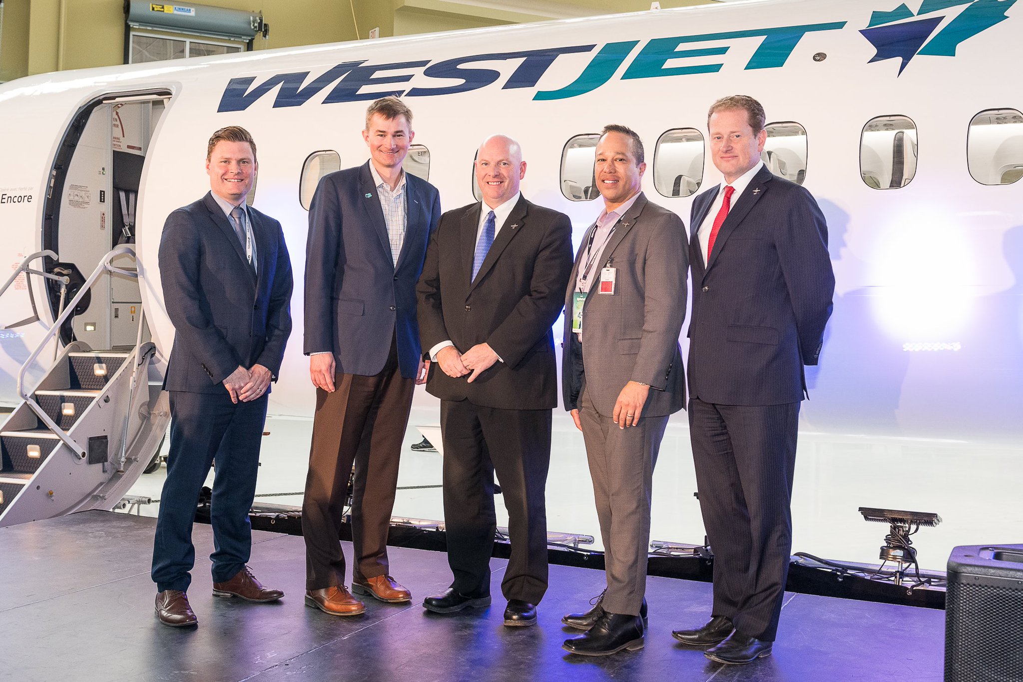 Bombardier Commercial Aircraft on Twitter "Festive atmosphere in Toronto as we celebrate