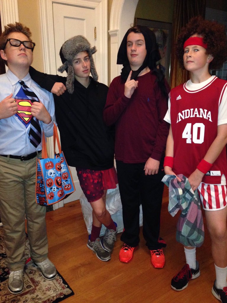 JackPatton20's tweet photo. Happy birthday to my bestfriend. Can’t wait to play you next year. We’ll always be tandem bros. Love you man #onions @SiglerEvan https://t.co/SOsu1dKJY7