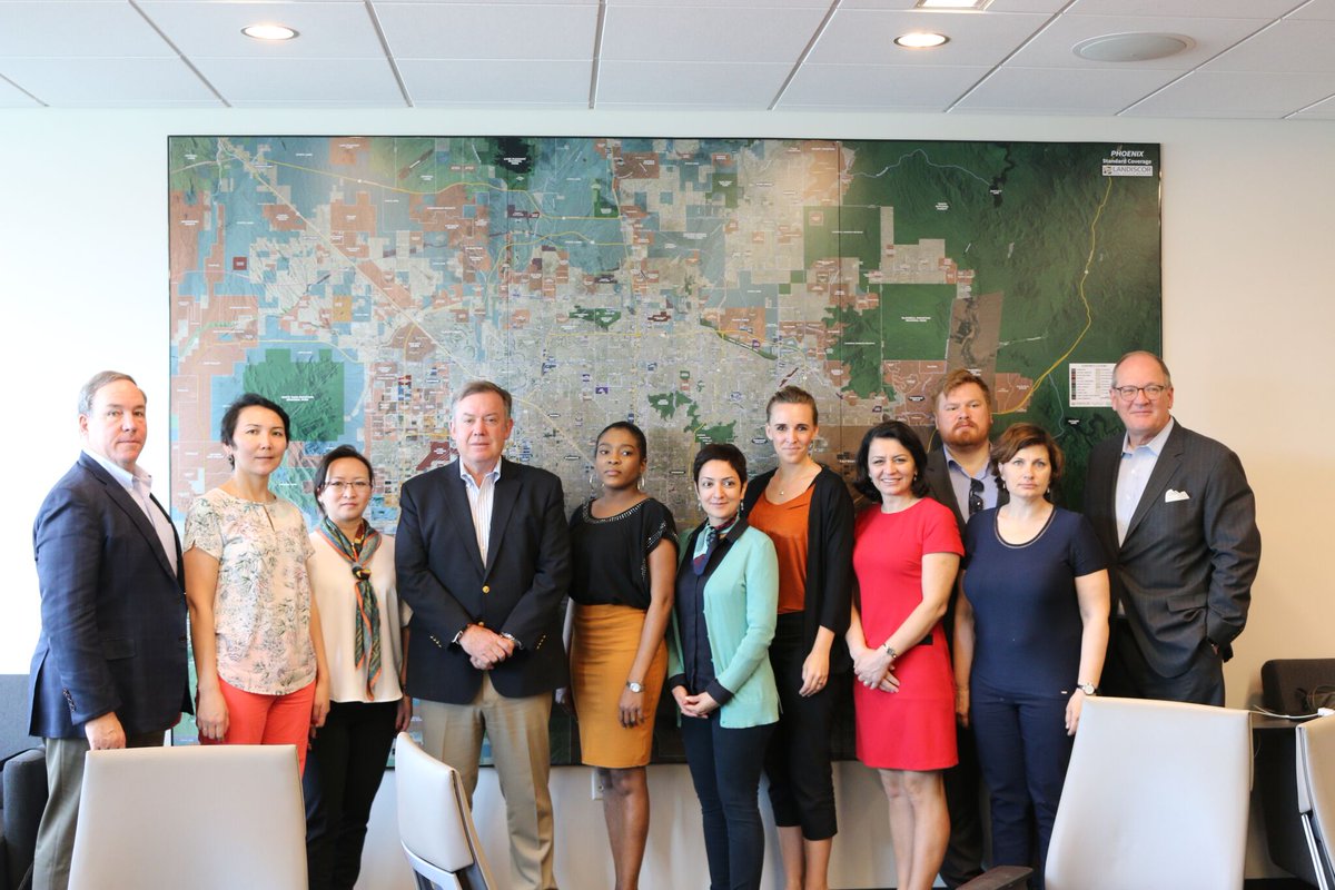 McCainInstitute's tweet photo. This morning, the NGLs had an intimate discussion on 'change leadership' with @ASU President, @michaelcrow, who explained that culture and design are the primary source of enacting change. #NGLASU https://t.co/R1I4p6gbvS