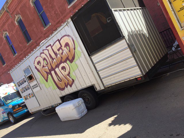 rolledup19's tweet photo. Carnival is open, crowd is starting to grow &amp; we are ready to rock it out tonight at #89ers in  #guthrie #supportyourlocalfoodtrucks #foodtruck #chooseguthrie #hirefoodtrucks #foodtruckin #foodtrucklife #405foodtrucks #CallAFoodTruck #bookokcfoodtrucks https://t.co/klKGWwND3T