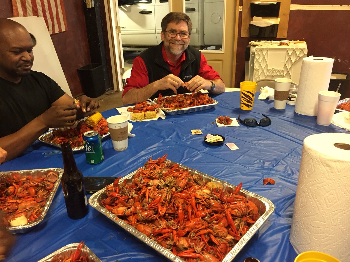 TimFallerShow's tweet photo. Working on a plate full of crawfish at Jackson Construction in Shreveport, LA! We consumed about 80 lbs of that delectable critter! https://t.co/6zpNbq8zXI