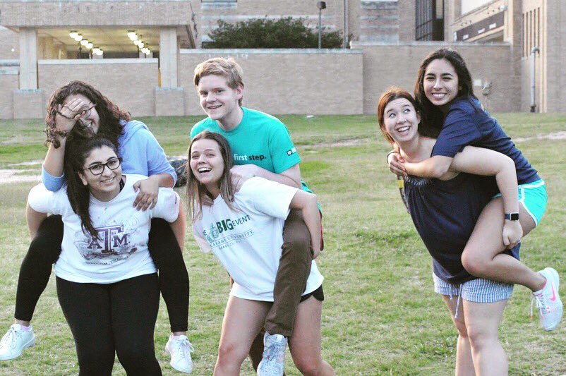MSC_FLI's tweet photo. Wrapping up the year with our second to last GCM, enjoying the nice spring weather! 🌏 #TheFLILife #MSCFLI #TAMU22 #MSC #TAMU https://t.co/8d5Ohu51iQ