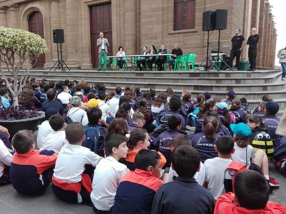 PACAPCanarias's tweet photo. .
Como cada año @CSaludGaldar colabora con la #RCEPS (Red Canaria de Escuelas Promotoras de Salud).
.
https://t.co/sW6vIzdZ6g
. https://t.co/gRRJTpqrA8