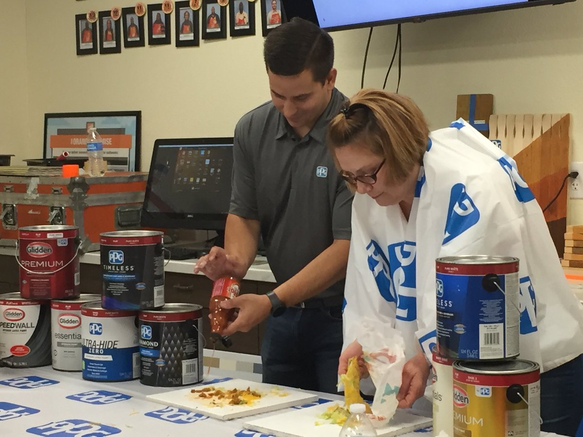 KrohnCorey's tweet photo. THD359 PPG paint training was a success! Ask the associates about their new paint lineup! I’m sure they will want to “Taco” bout it!

#PPG #PPGTIMELESS #PPGDIAMOND #GLIDDEN 

@JonWeb28 @ChadAbadie1 @Travis_Dishawn @WallaceLaFont https://t.co/6GwAqbcBN1