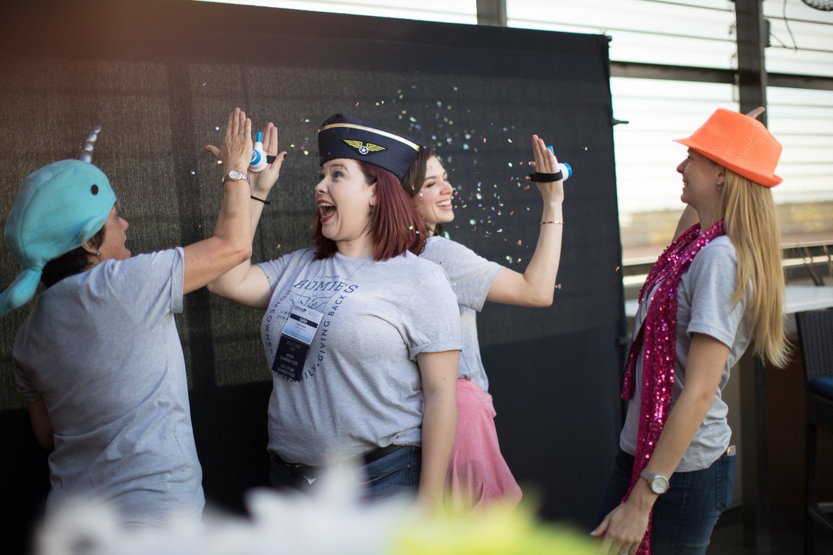 homeownersfg's tweet photo. Here are a few more high fives from our recent 2018 State of the Union event with the help of @FiestaFive!

#HFGGoinPlaces #NationalHighFiveDay https://t.co/7DzE2jaQdU