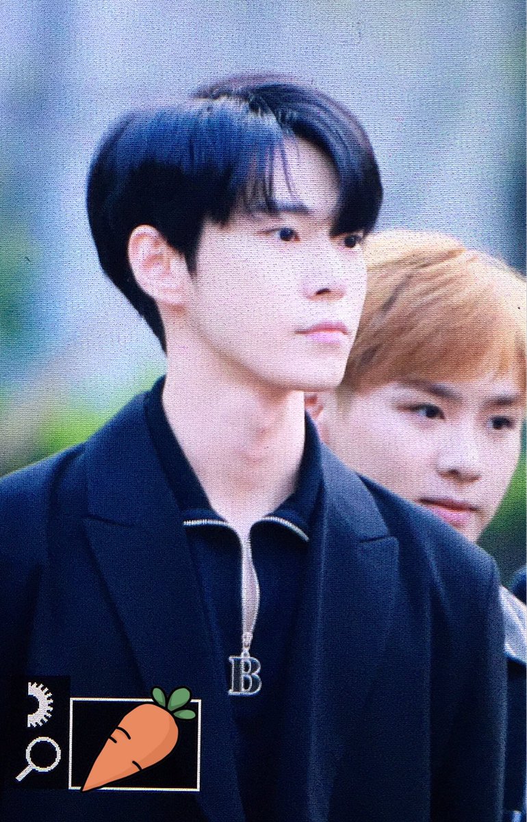 Carrot_DY's tweet photo. #NCT127 #도영 #DOYOUNG
180420 뮤뱅 출근 https://t.co/uop7tFhm56