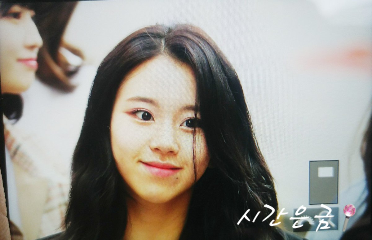 0423CHAEYOUNG's tweet photo. 180420 프리뷰

😍😭

#채영 #CHAEYOUNG #チェヨン #트와이스 #TWICE https://t.co/TyrnKlT4ct