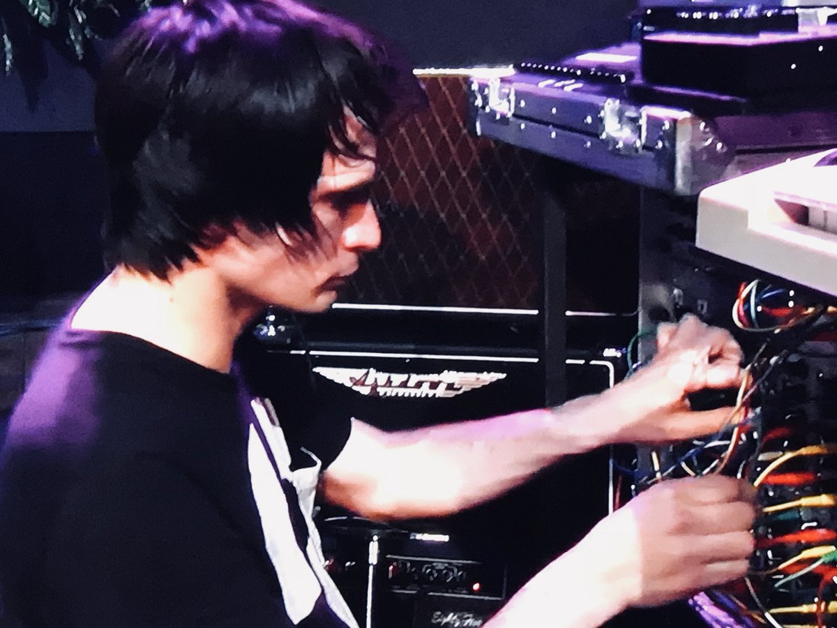 radioheadarmy's tweet photo. A musical magician @JnnyG at work! @radiohead #JonnyGreenwood #radiohead #GoodFarmer https://t.co/SDmzUL3pfz