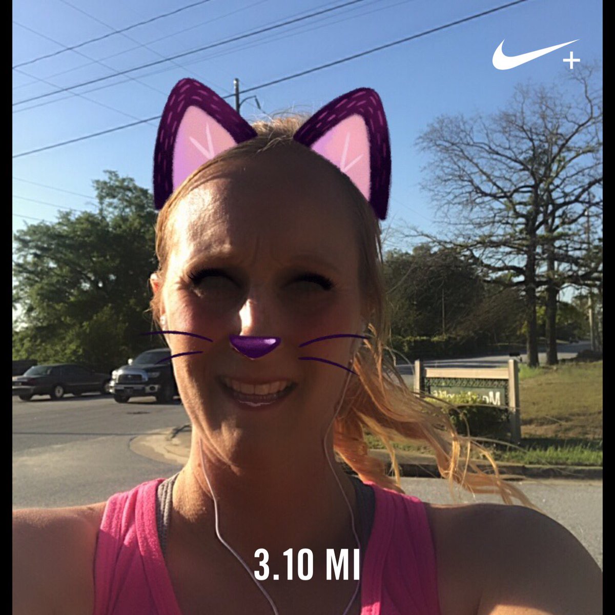 5k_chick's tweet photo. Puuurrrfect day for a 5k! #catsmeWOW 😂 #1200milesin2018 #100milesamonth #runCSU #rungoals #teampedialyte #milesaremiles 🏃🏼♀️💦 https://t.co/lsRpfHDCsW