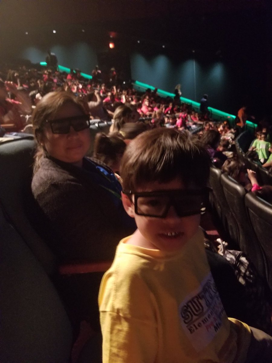 MeryleeTorres's tweet photo. The parents and kids enjoyed watching 
Tiny Giants 3D movie.😎 https://t.co/ttaUcjLIF4