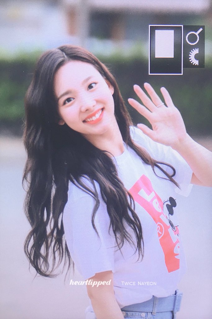 heartlipped's tweet photo. 180420 햇살이 바로 너란다 ㅠㅠㅠㅠㅠㅠ #Nayeon #나연 #ナヨン #TWICE https://t.co/jd0VvsSiWk