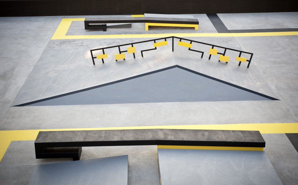 CAsk8parks's tweet photo. #Throwback to the 2013 @sls at @XGames course in Los Angeles, California.  This design was set to resemble the modern, contemporary vibe of Los Angeles and was the first time #StreetLeague arrived in LA. 
Built &amp; Designed by: #caskateparks https://t.co/ZsHvirb3IF
