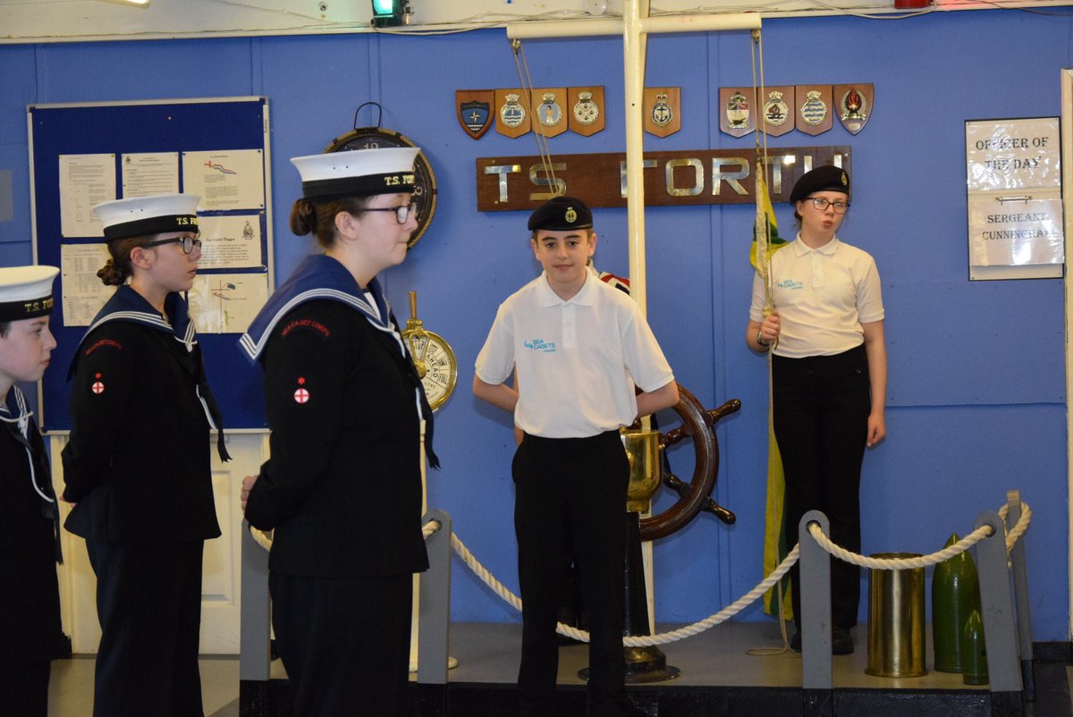 TSForth's tweet photo. Thank you to District Officer, ​Lt Cdr (SCC) Walter Lewis RNR for taking the time to visit us for our Unit Review &amp; presenting qualifications &amp; advancement badges to members of our Junior Section. Your visit was very much appreciated. SeaCadetsUK #Grangemouth #EdinburghDistrict https://t.co/Ylg4Vfz4si