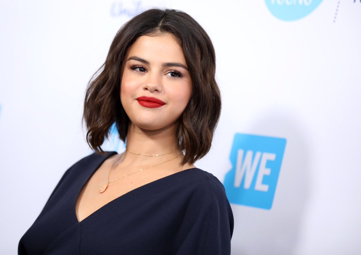 selenagomez_jp's tweet photo. 4月19日 ロサンゼルスで開かれたWE Dayに今年もセレーナがホストとして参加しました。
#SelenaJP https://t.co/jkhUvMrLGp