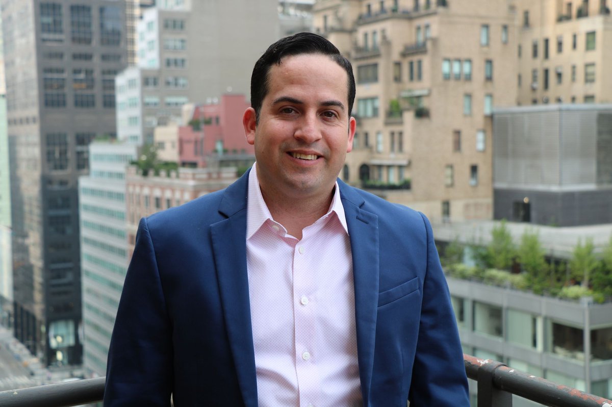 As the Director of Human Capital &amp; Talent Development, Eddy Rodriguez provides leadership and support for the IH &amp; @joelrobuchonusa teams. With 10 years of Human Resources experience, he focuses on promoting a hospitality driven culture within the Support Center and restaurants.