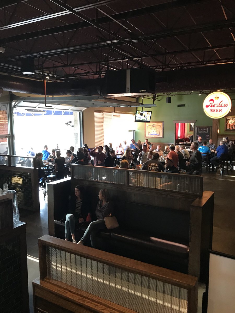 CrawfordSales1's tweet photo. Celebrating #KansasCraftBeerWeek @BarleysMidland https://t.co/6phi2FRdH9