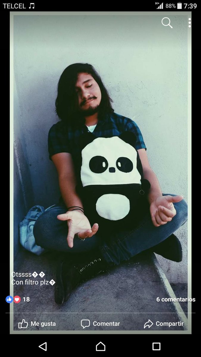 BrunoDurvan's tweet photo. Hoy encontré a un doppelganger en Facebook y platiqué con el para ver si teníamos gustos iguales,  quede decepcionado,  ahora se que sintieron mis ex XD https://t.co/q9okHRdKzq